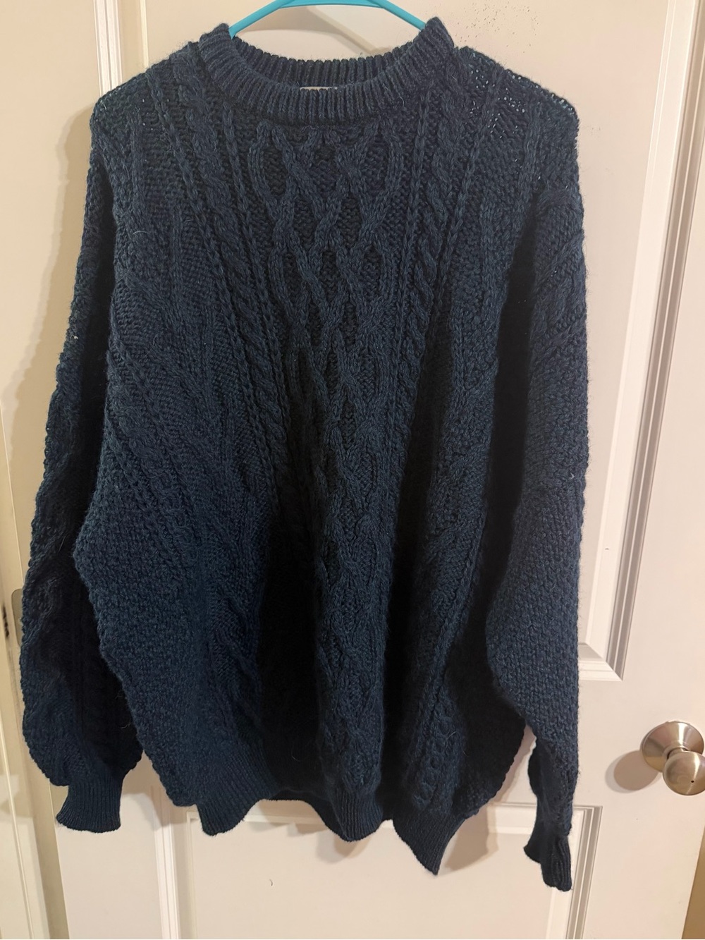 100% Wool Handmade in the UK Classic Cable Knit Crewneck Sweater - Dark Navy